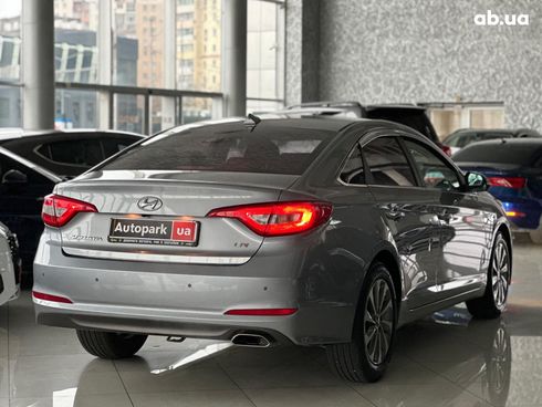 Hyundai Sonata 2016 серый - фото 4
