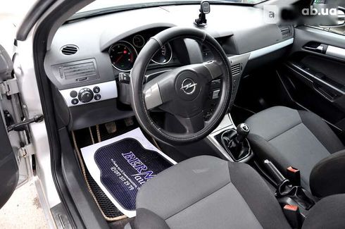 Opel Astra 2005 - фото 24