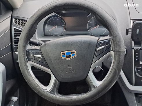 Geely Emgrand GT 2017 белый - фото 26