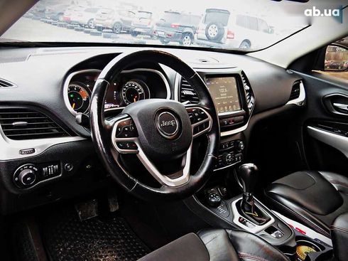 Jeep Cherokee 2017 - фото 8