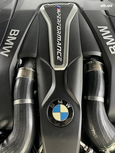 BMW 5 серия 2018 серый - фото 13