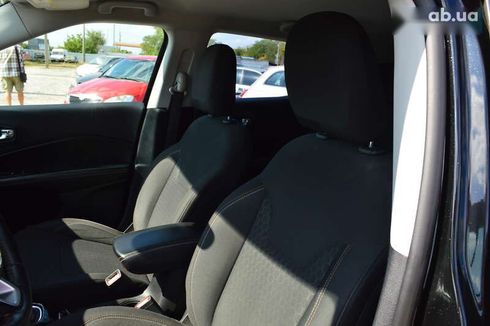 Jeep Compass 2017 - фото 7