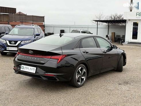Hyundai Elantra 2021 - фото 2