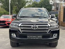 Купить Toyota бу в Киеве - купить на Автобазаре