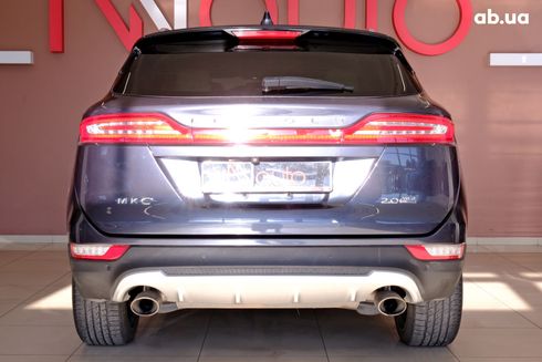 Lincoln MKC 2014 синий - фото 6