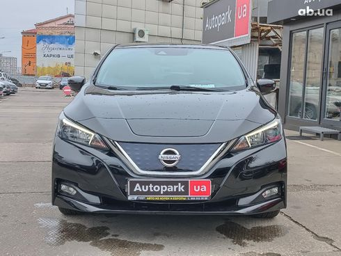 Nissan Leaf 2018 черный - фото 2