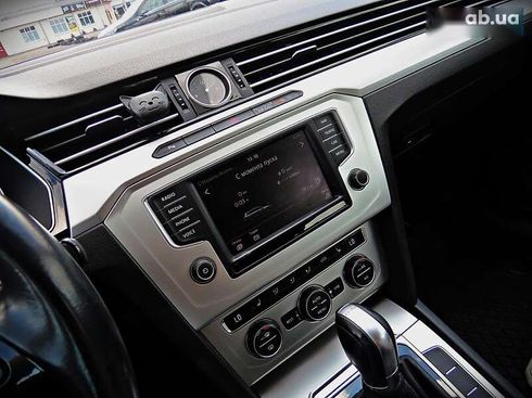 Volkswagen Passat 2015 - фото 10
