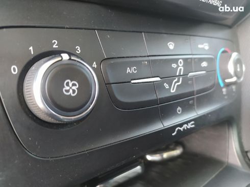 Ford Focus 2016 серый - фото 28
