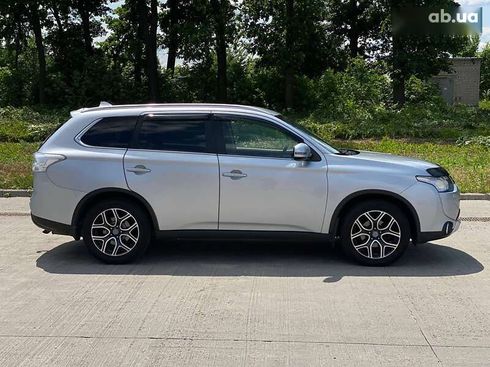 Mitsubishi Outlander 2014 - фото 9