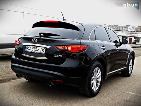 Infiniti QX70 2017 - фото 3