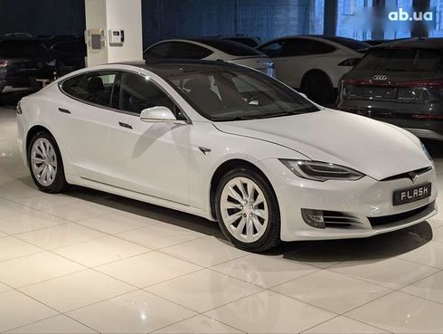 Tesla Model S 2018 - фото 2