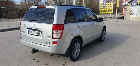 Suzuki Grand Vitara 2011 серебристый - фото 2