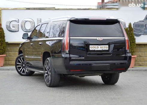 Cadillac Escalade 2017 - фото 14