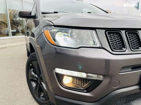 Jeep Compass 2019 - фото 10