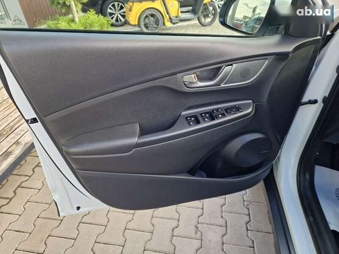 Hyundai Kona 2020 - фото 22