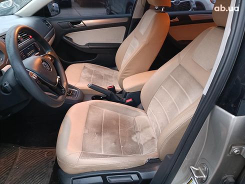 Volkswagen Jetta 2014 бежевый - фото 19
