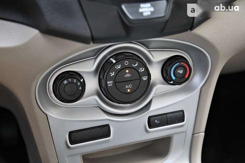 Ford Fiesta 2013 - фото 14