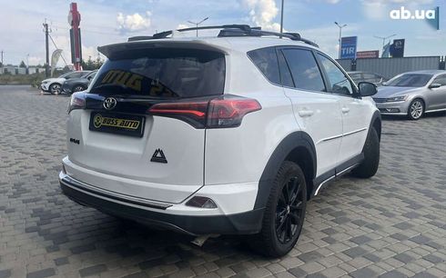 Toyota RAV4 2018 - фото 7