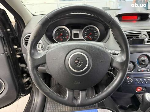 Renault Clio 2007 - фото 21