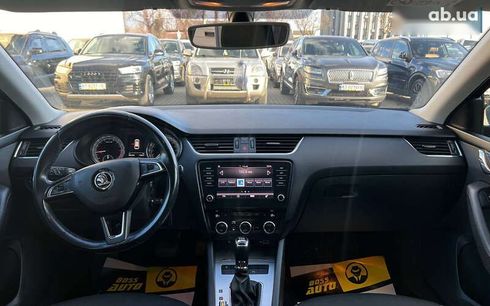 Skoda Octavia 2018 - фото 12