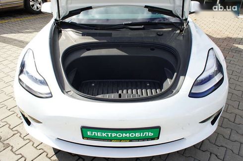 Tesla Model 3 2022 - фото 13