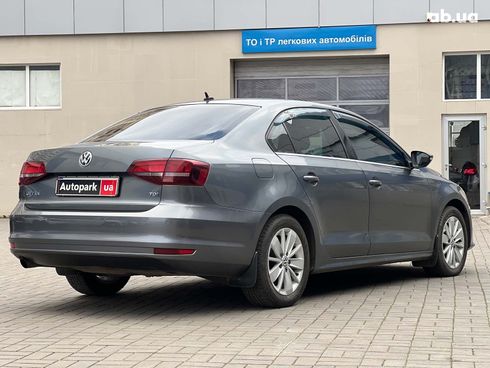 Volkswagen Jetta 2016 серый - фото 8