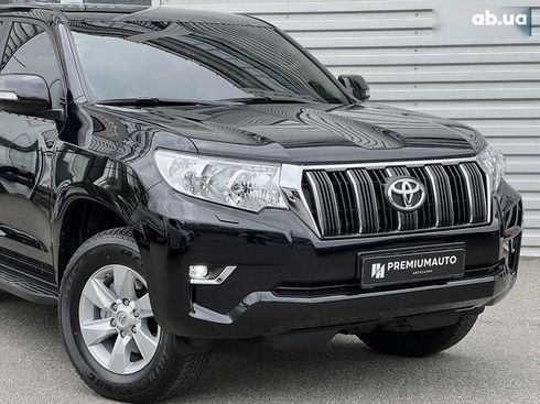 Toyota Land Cruiser Prado 2023 - фото 4