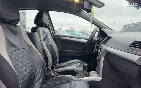 Opel Astra 2009 - фото 18