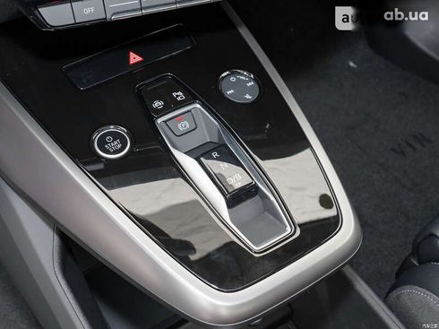 Audi Q4 e-tron 2024 - фото 2