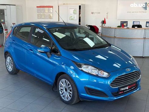 Ford Fiesta 2015 - фото 7