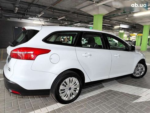 Ford Focus 2015 - фото 17