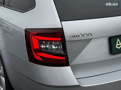Skoda Octavia 2019 - фото 14