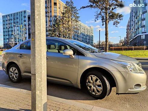 Toyota Avensis 2011 - фото 29