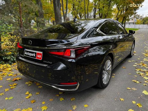 Lexus ES 2021 черный - фото 16
