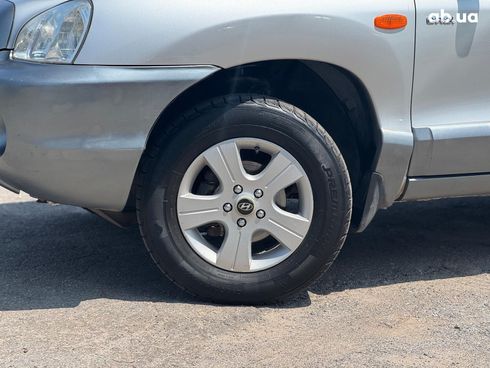 Hyundai Santa Fe 2002 серый - фото 3