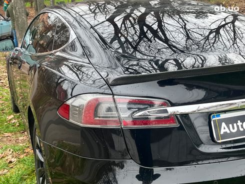 Tesla Model S 2019 черный - фото 9