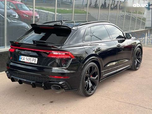 Audi RS Q8 2023 - фото 6