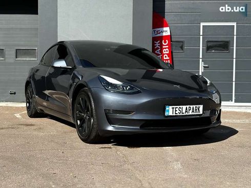 Tesla Model 3 2023 - фото 11