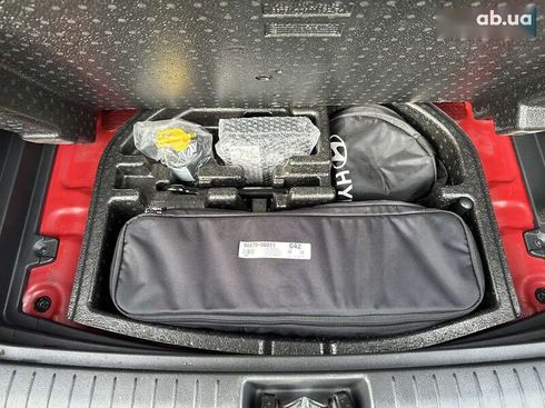 Hyundai Kona Electric 2021 - фото 19
