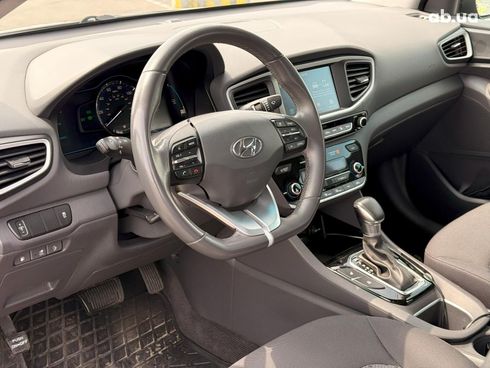 Hyundai Ioniq 2018 черный - фото 15