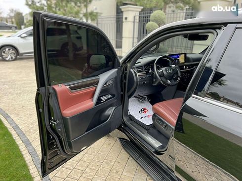 Lexus LX 2019 - фото 21