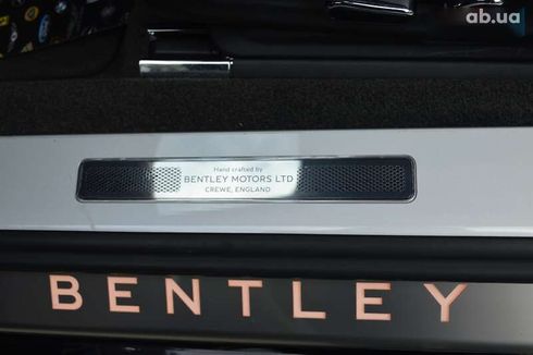 Bentley Continental GT 2019 - фото 19