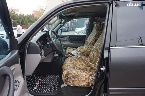 Toyota Land Cruiser 2005 - фото 21