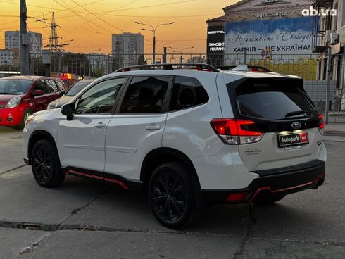 Subaru Forester 2020 белый - фото 4