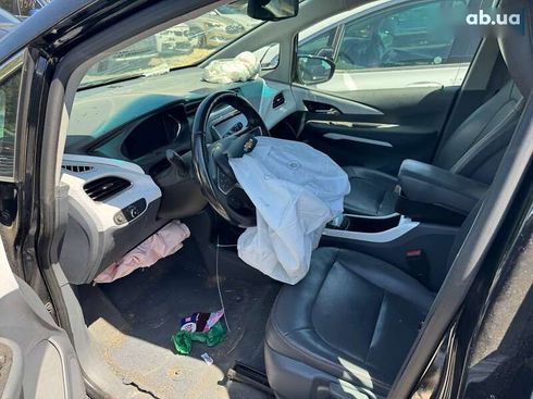 Chevrolet Bolt 2017 - фото 10