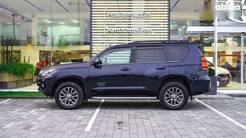 Toyota Land Cruiser Prado 2018 - фото 3