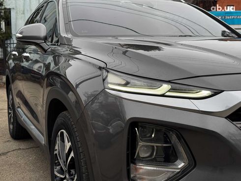 Hyundai Santa Fe 2019 серый - фото 8