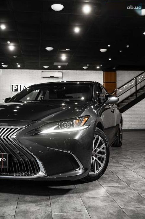 Lexus ES 2022 - фото 24