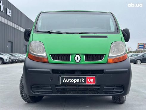 Renault Trafic 2005 зеленый - фото 2