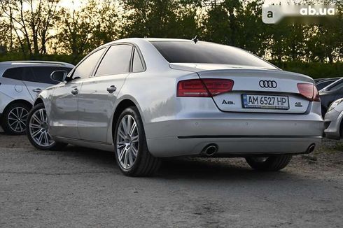 Audi A8 2011 - фото 17